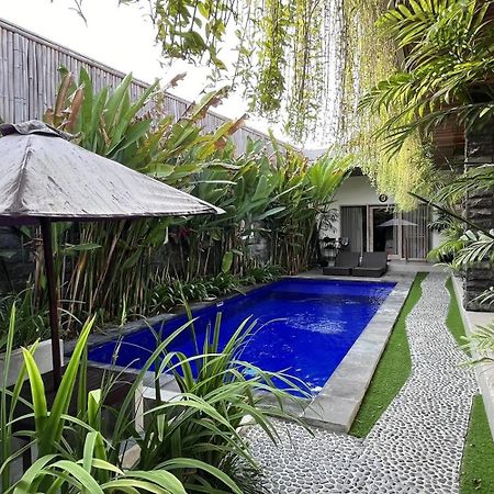 Pis Bolong Canggu Esterno foto